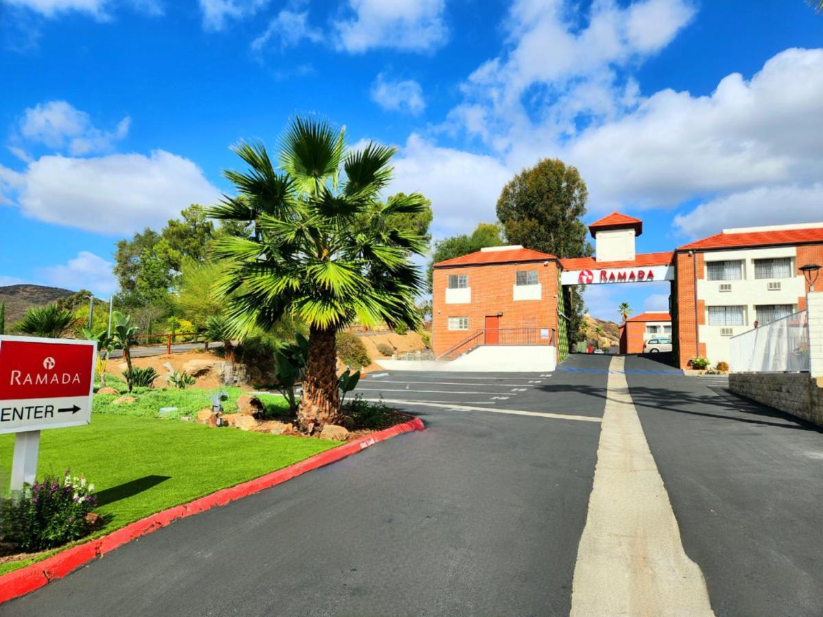 Ramada By Wyndham San Diego Poway Miramar Экстерьер фото